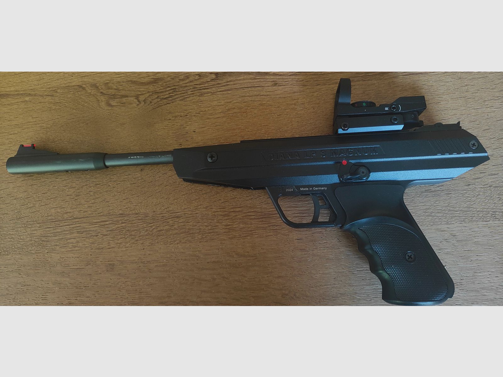 Diana LP 8, pistolet à air avec viseur reflex
