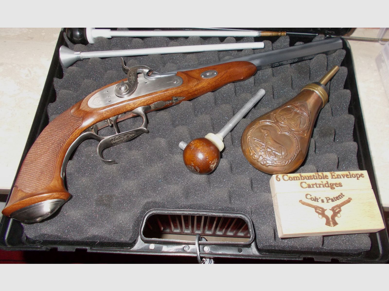 Davide Pedersoli Le Page Perkussion .44 incl Zubehör