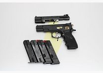 Pistole CZ 85B Kal 9 Para inkl 2 Magazinen und Wechselsystem Kadet .22lr mi 9mmLuger .22lr