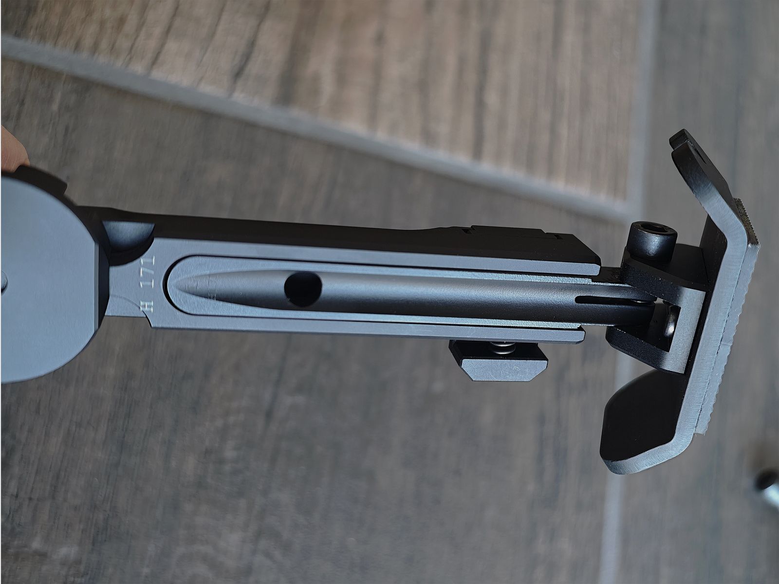 Fortmeier Zweibein 171H 6H Spezialumbau (gekürzt) um ~20mm + ARCA Rail Adapter & Picantiny Adapter. Neuwertig!