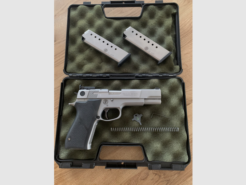 Smith & Wesson 845 .45 Target Champion Performance Center - .45ACP