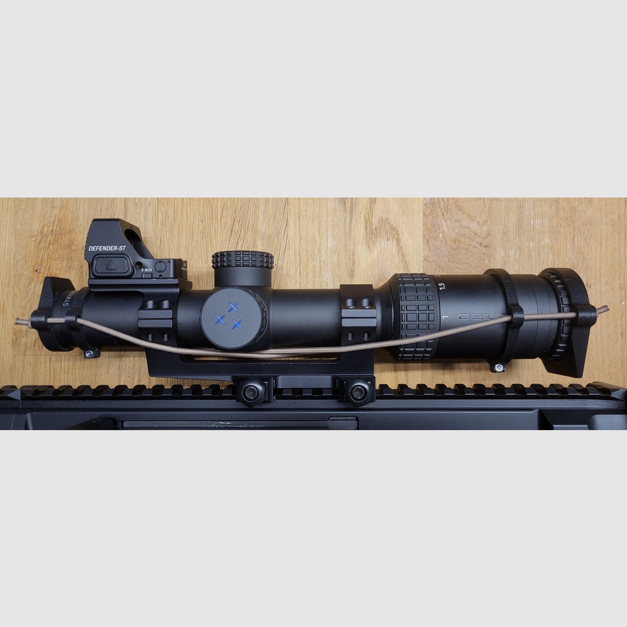 Delta Stryker HD 1-6x24 SFP DSMR LPVO Zielfernrohr mit Montage