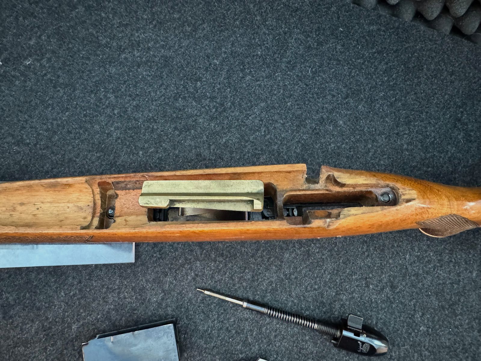 Schaft für Mauser 2000 / Heym SR 10 mit Schloss, Schlagbolzen, Magazinkasten, Kimme und Abzug