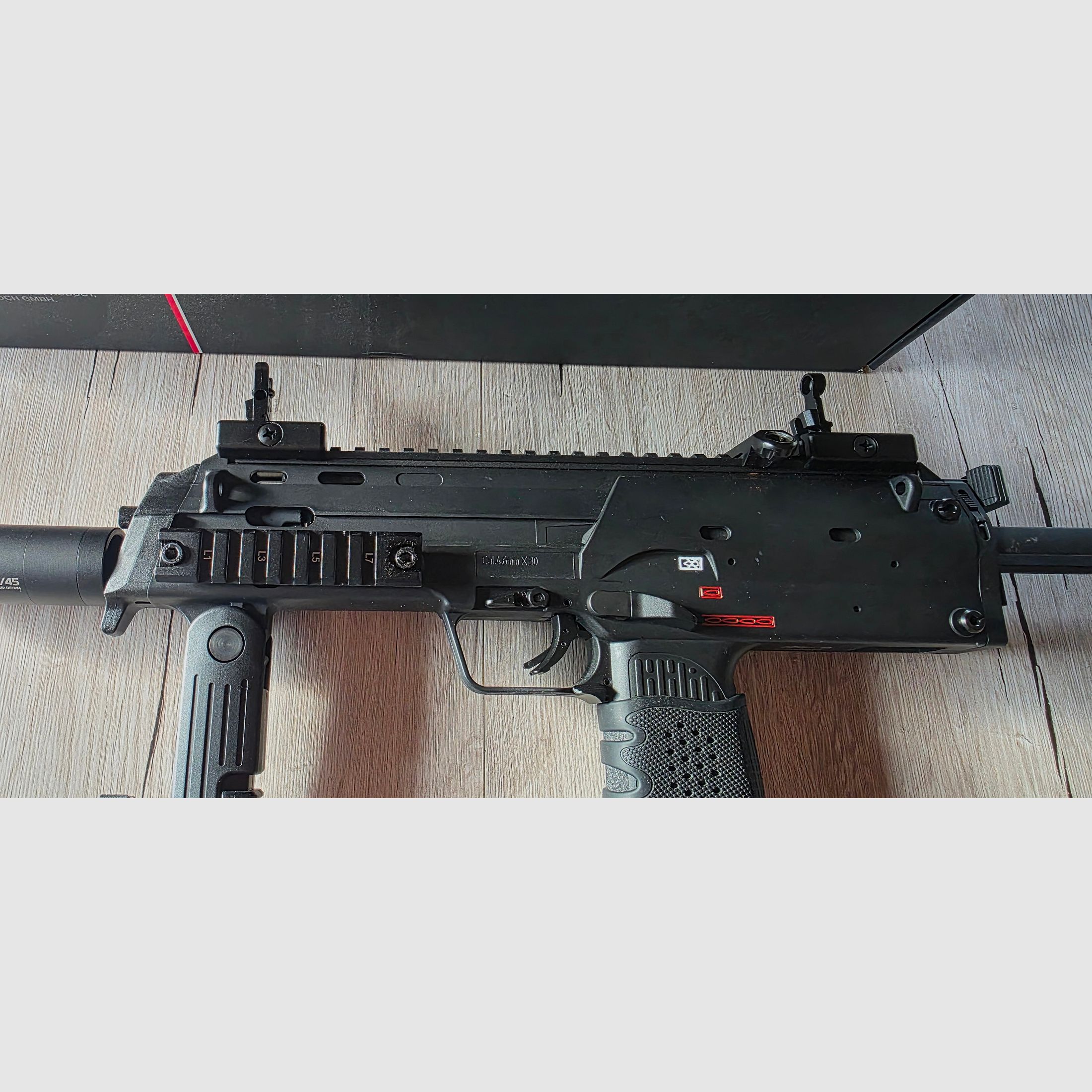 VFC MP7A1 V2 Gbb/Hpa mit Airtac Adapter und Clutch Precision Backplate