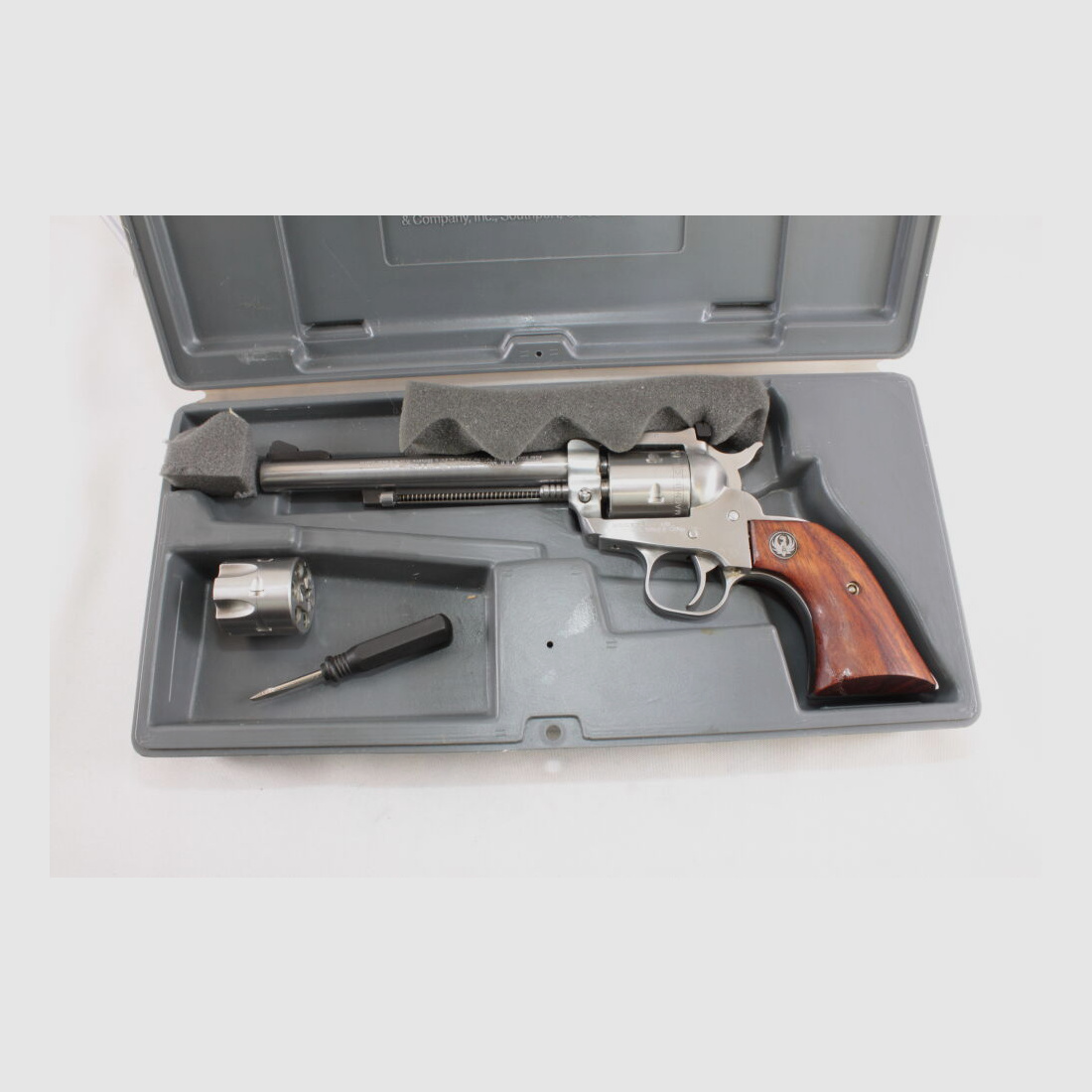 Revolver Ruger New Model Single Six KNR-6 - .22WinMag avec barillet interchangeable .22lr