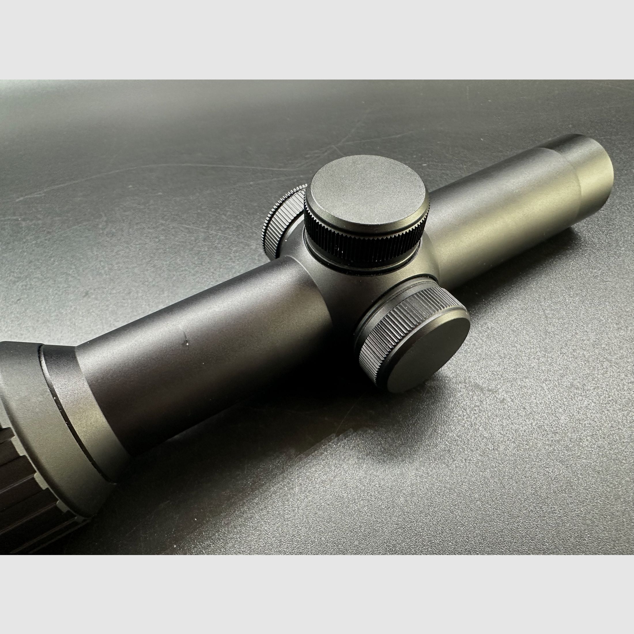 BWare Hawke 14500 VANTAGE 30 WA 1-4X24 L4A FIBER DOT ABSEHEN C002