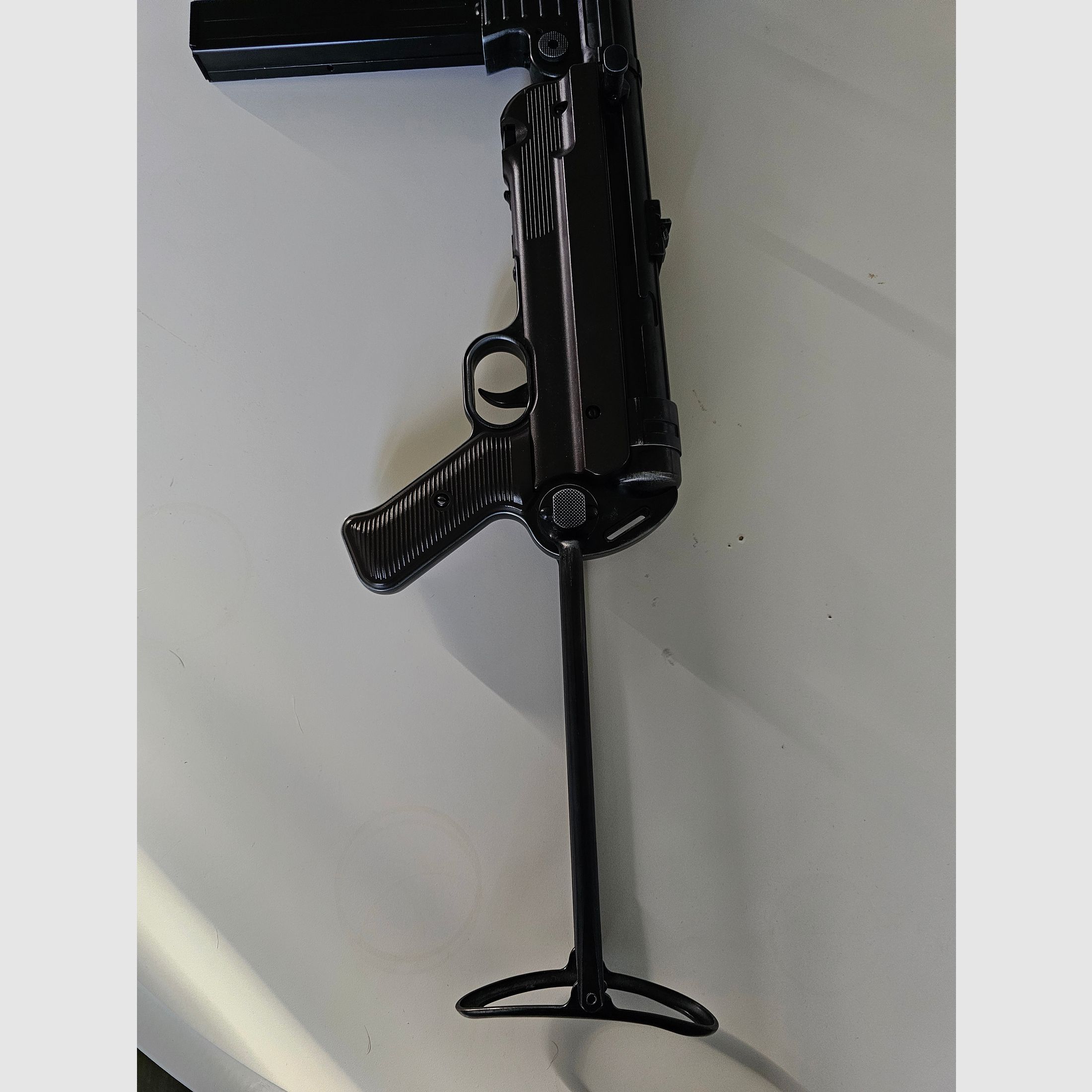 Legends CO2 MP40