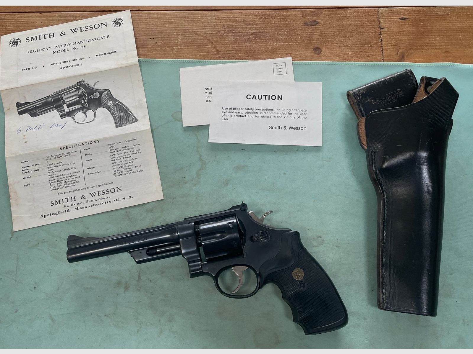 S&W Mod. 28 Highway Patrolman Revolver .357 Pachmayr Sickinger 6
