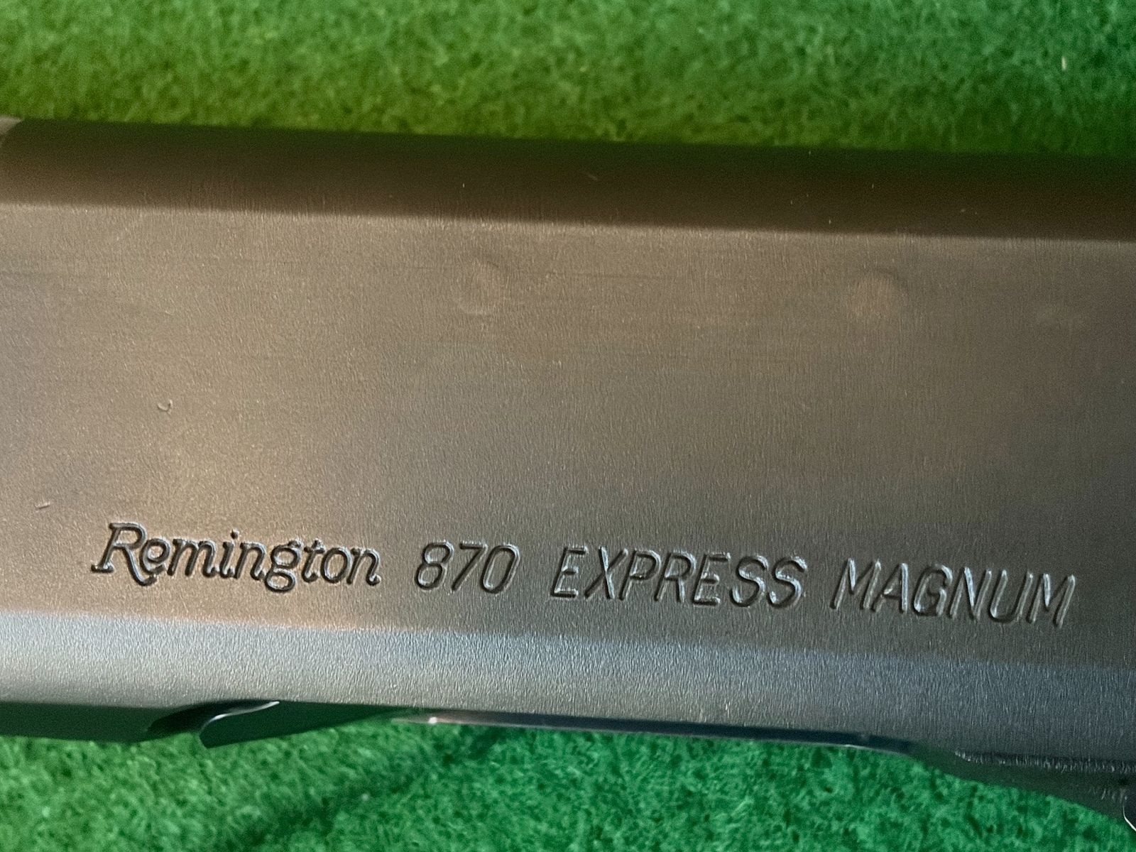Fusil à pompe Remington Express Magnum, calibre 12/76, image 3 sur 4
