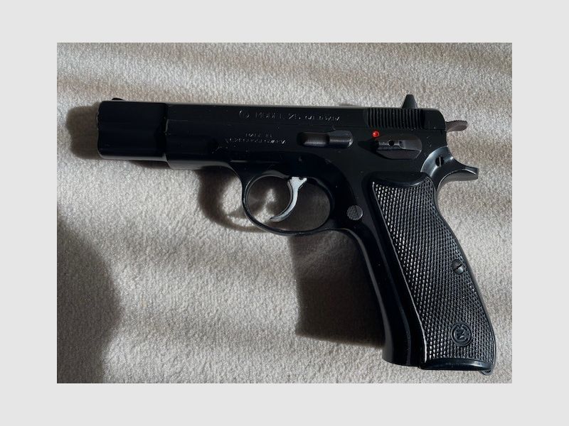 <CZ75 Pistole>