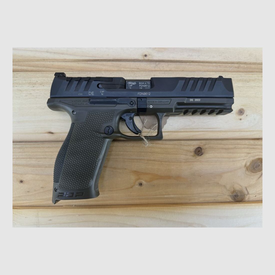 Demonstration weapon Carl WALTHER PDP 5" 9x19 18R OR in green 9mmLuger