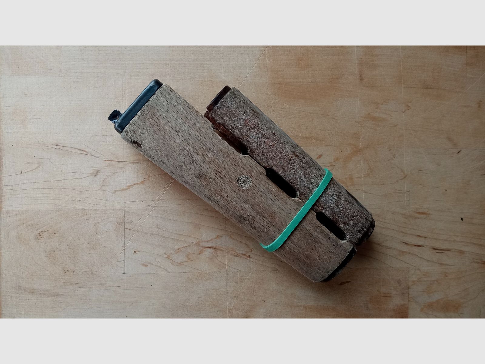 #4 Geisterhafter M70 Handschutz / Zastava Yugo AK Vorderschaft inkl. Steel Ferrule  // wohl auch geeignet für LCT