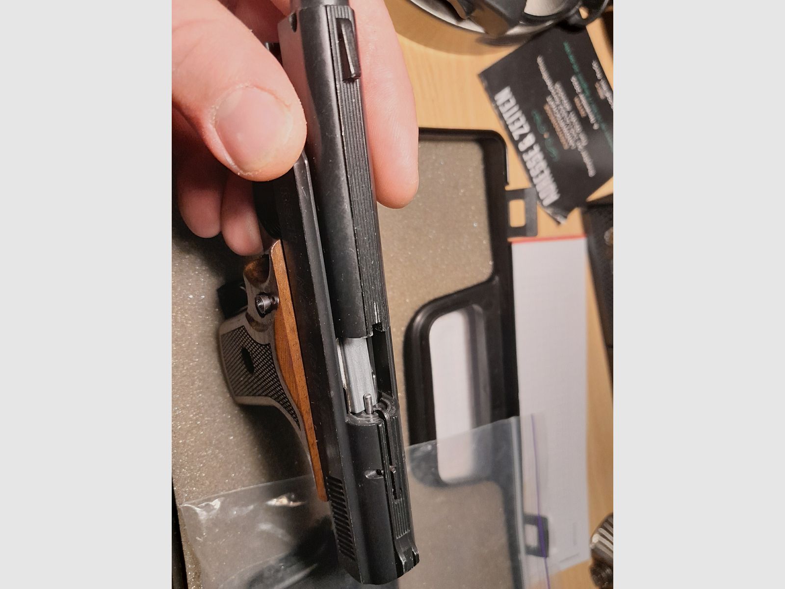 Reck Goliath with 4 magazines