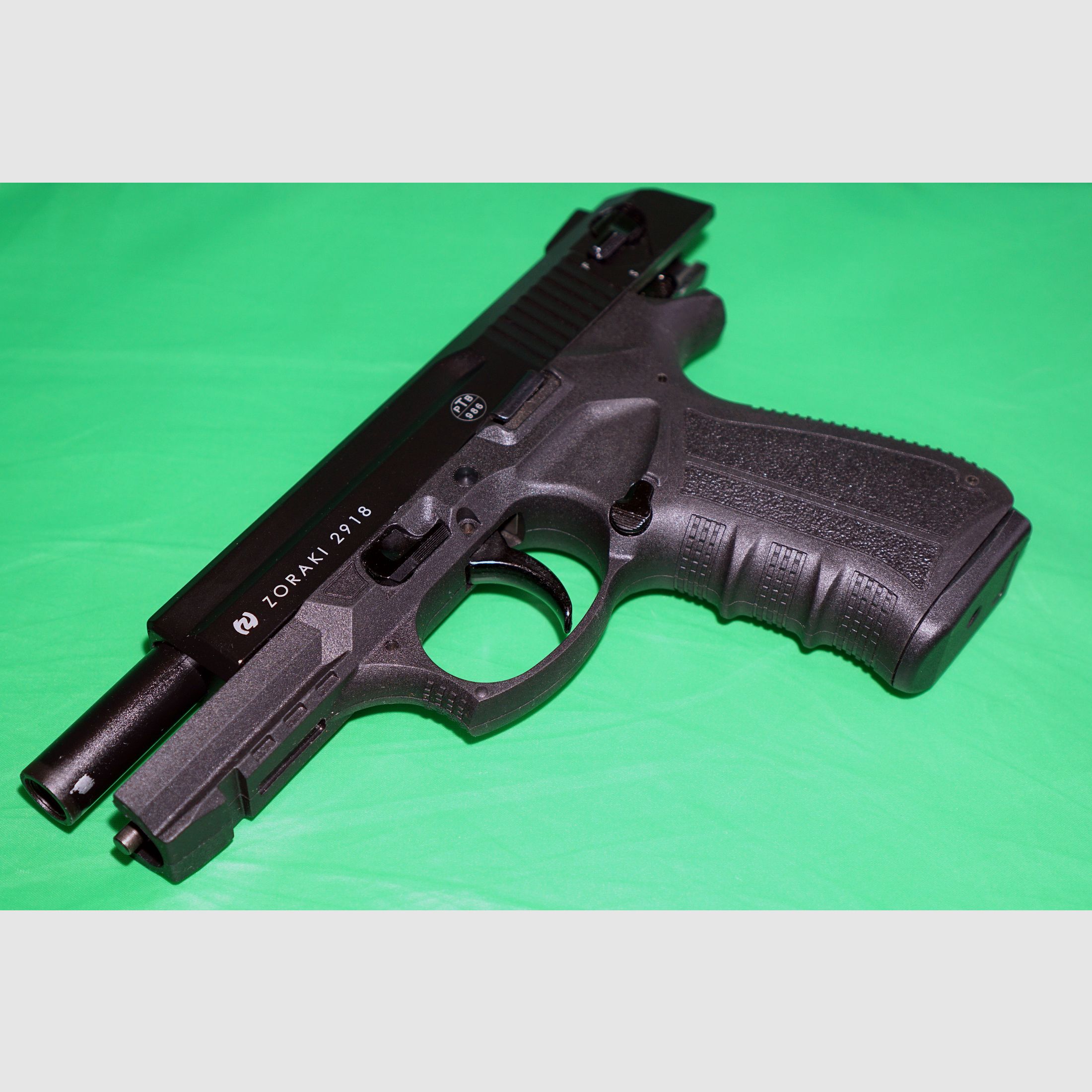 Zoraki 2918 pistola de fogueo cal. 9mm P.A.K. negra - antigua (PTB 986)