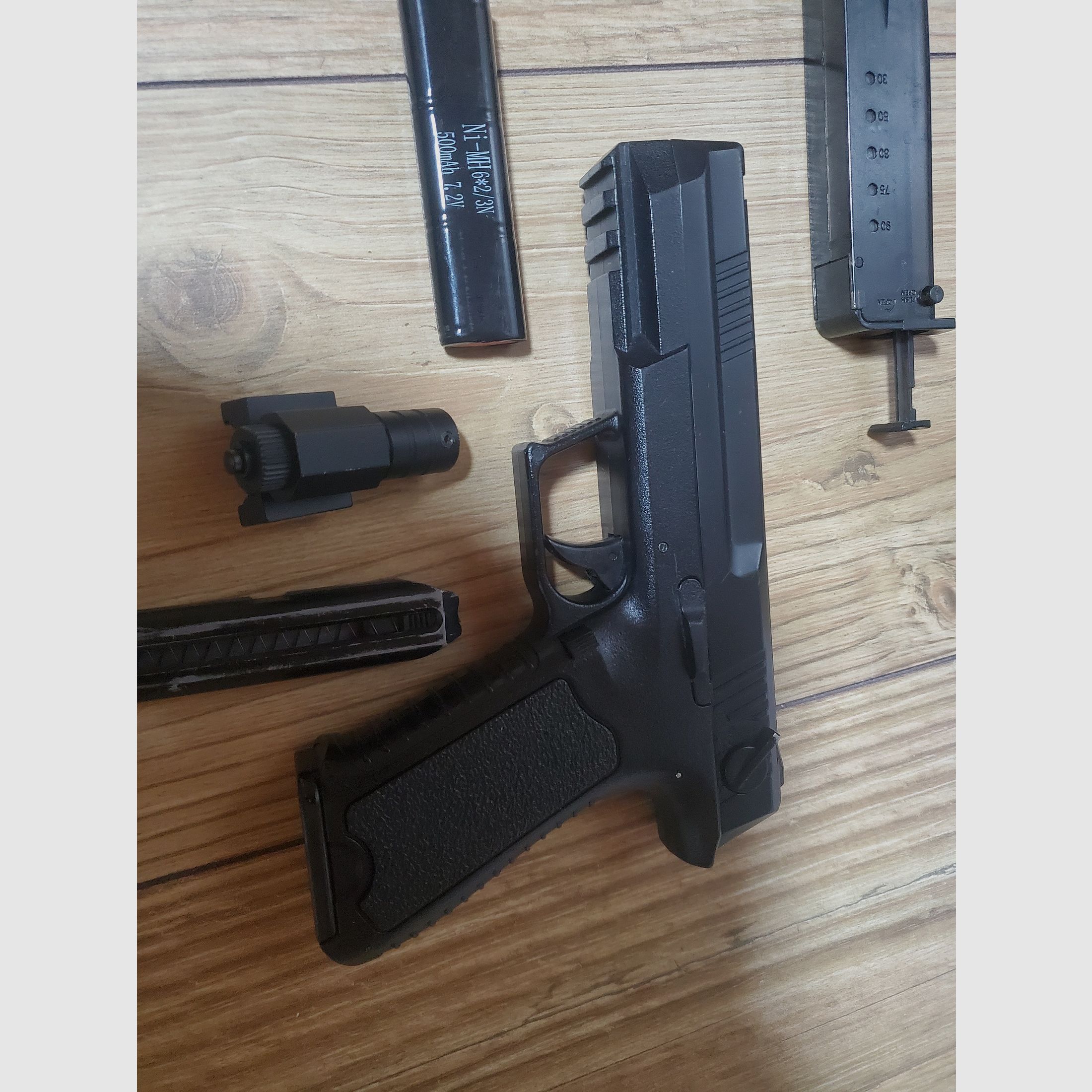 Softair Cyma CM 127 mit Zubehör für Bastler 