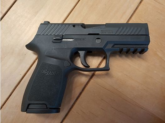 SIG SAUER P320 Compact Kal. 9 mm Luger: Neuwertig und sofort!
