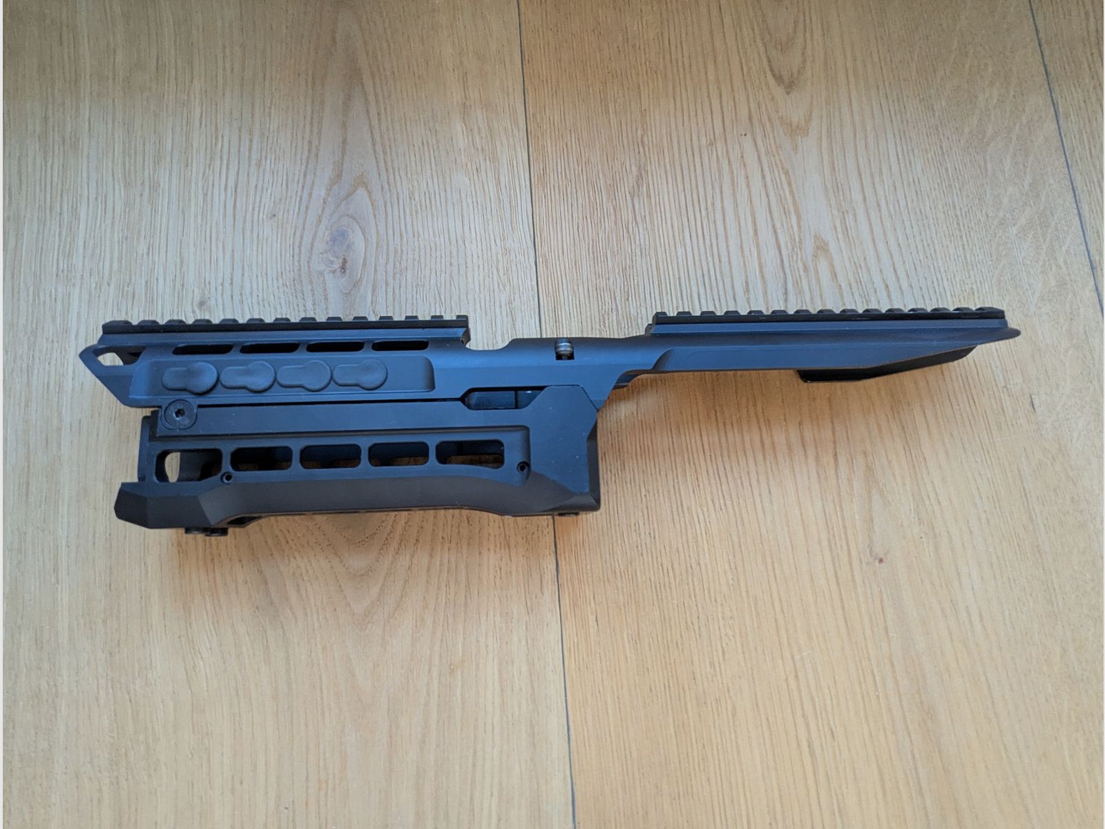 CAA Tactical XRS74YG AK47 74 System Ręczny z Szyną Picatinny AK 74, AK 100, AKM, AKMS Osłona Ręczna Handschutz
