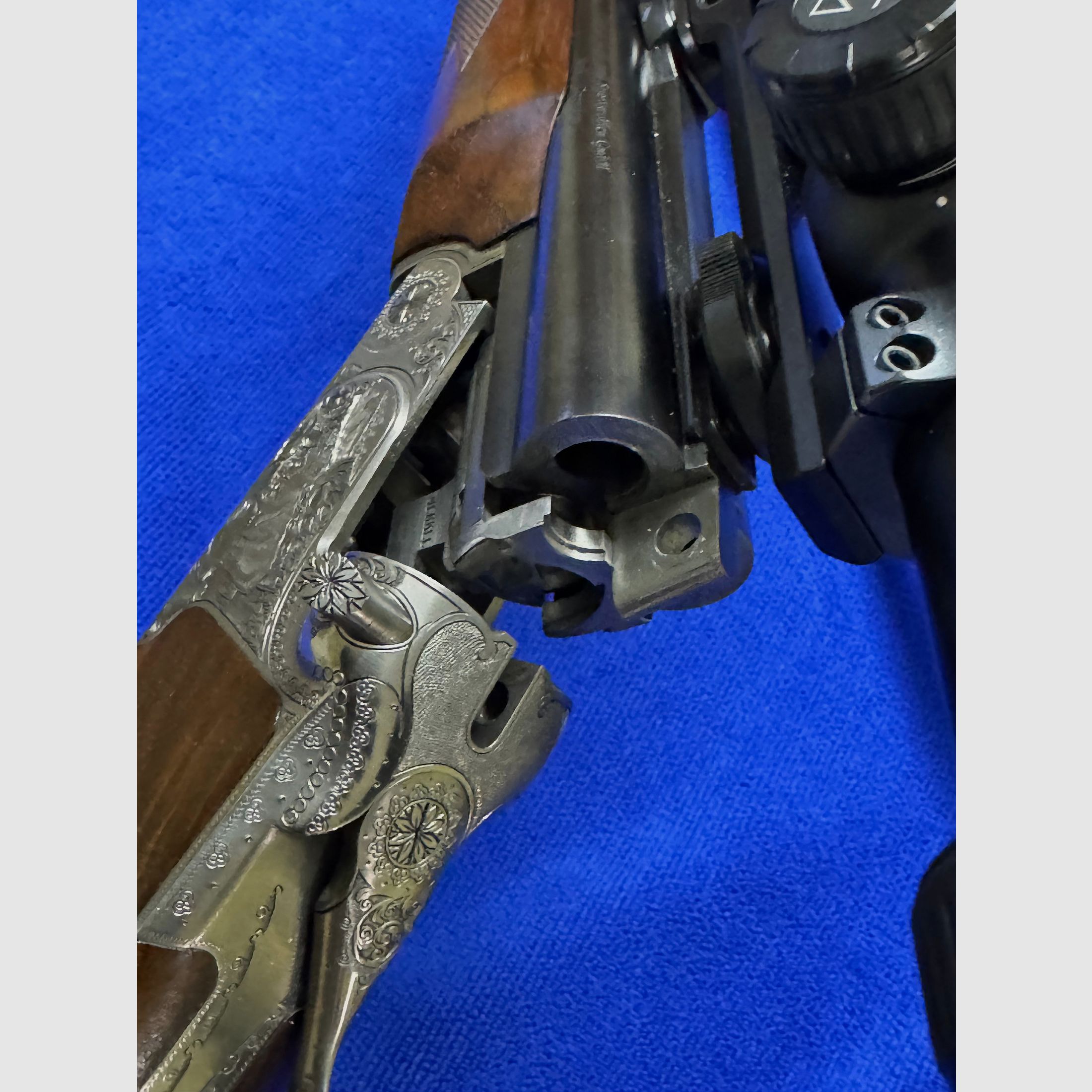 Merkel Doppelbüchsdrilling DR 961L con visor ZEISS Victory HT 3-12x56