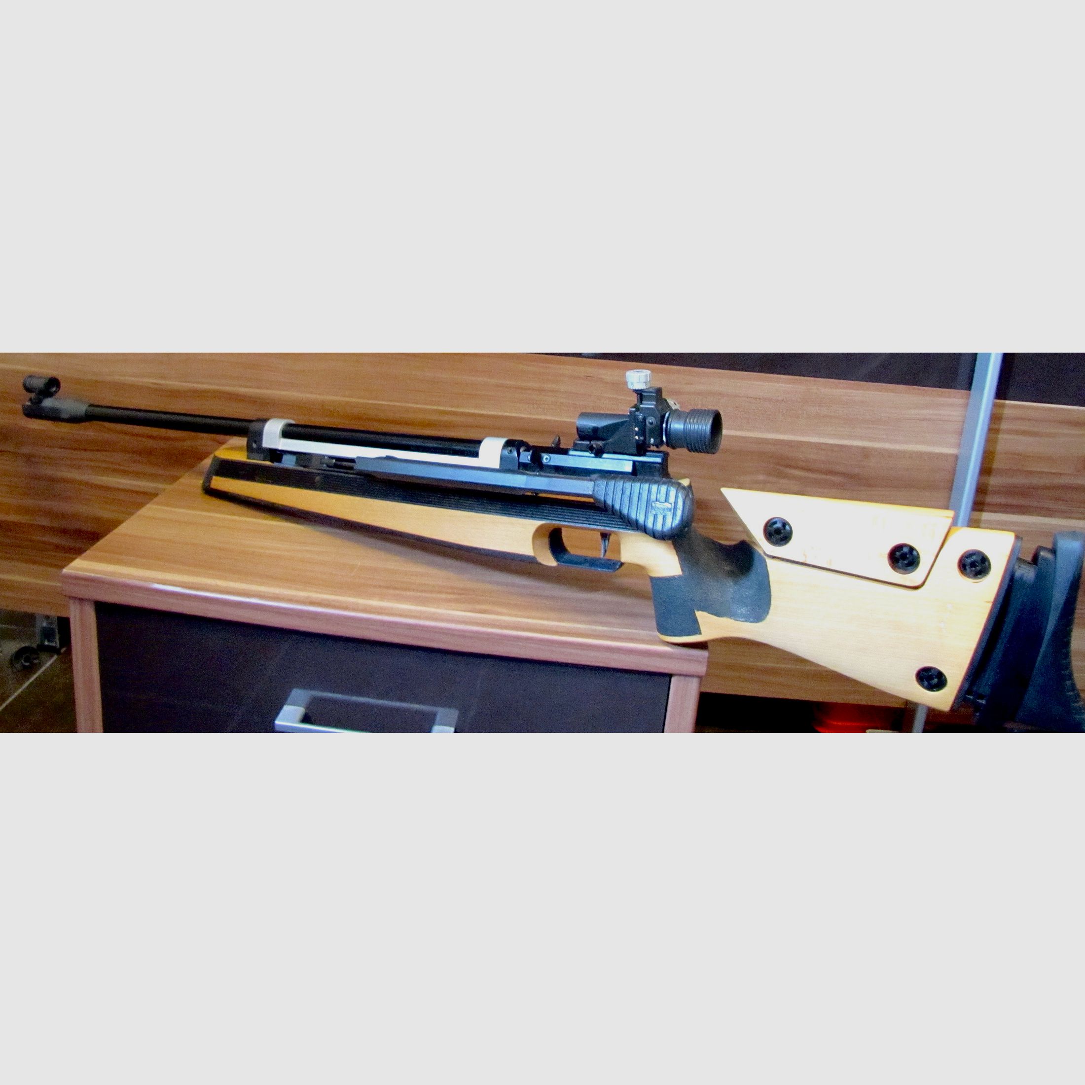 Air rifle Anschütz Super Air 2001 with left-hand stock