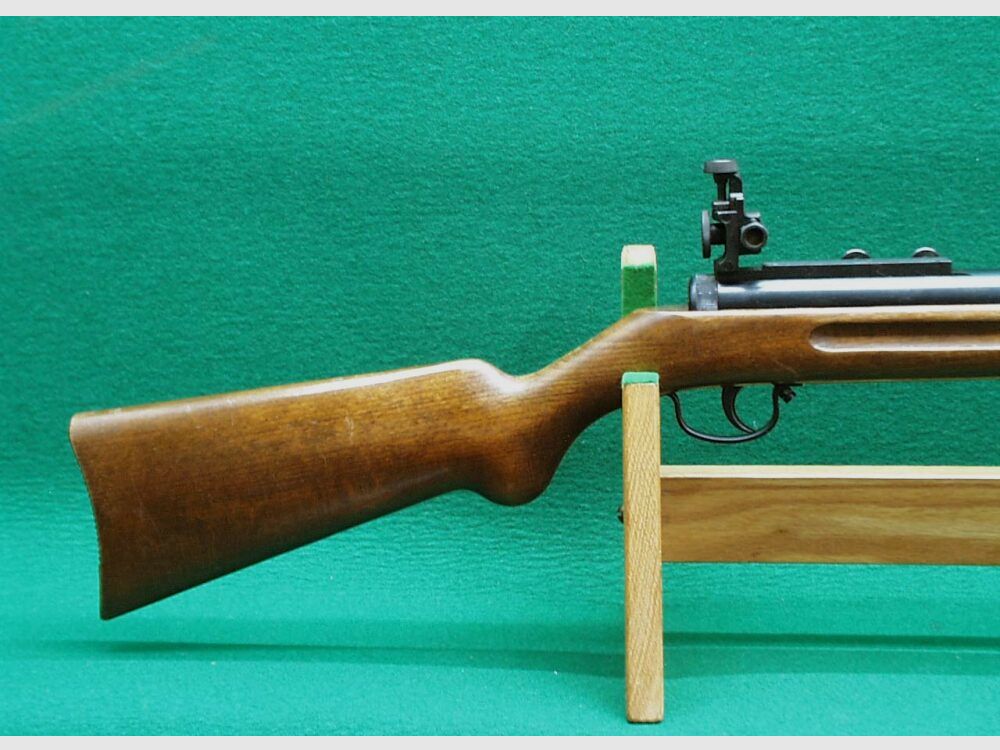 Rifle de aire comprimido Krico con diopter Anschütz