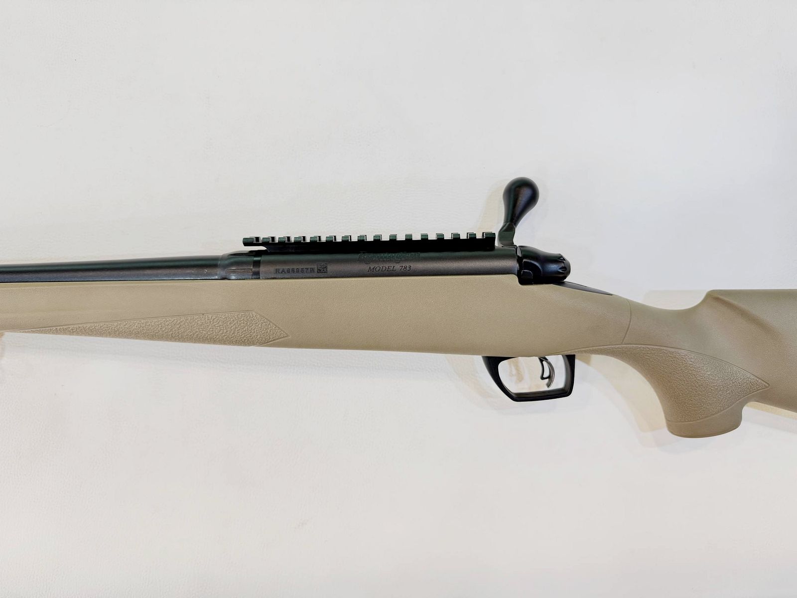 REMINGTON 597 LAMINATE – 22 L.R., Bild 3 von 5