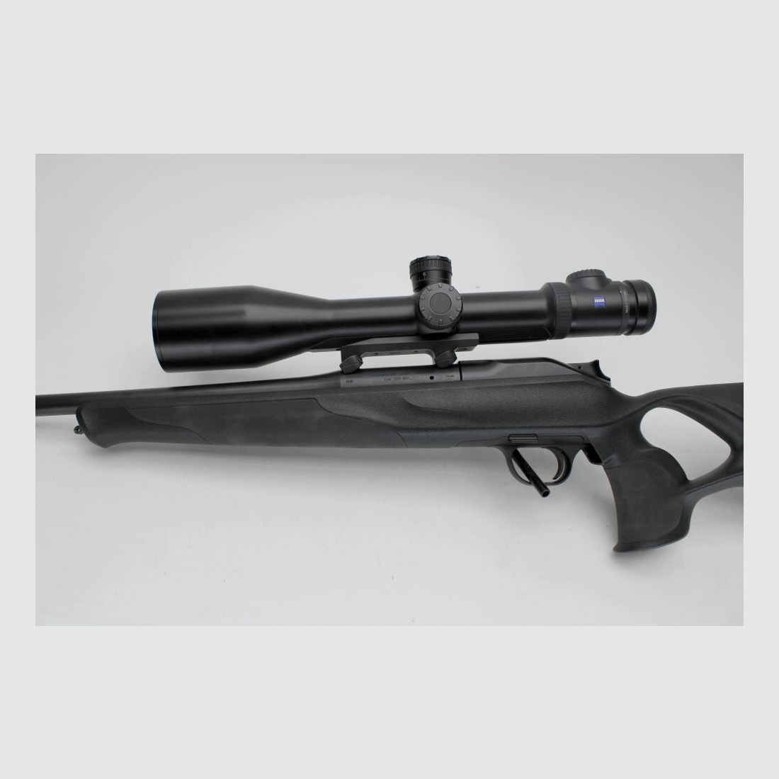 Rep. Büchse Blaser R8 Professional Success mit Zeiss V8 4,8-35x60 .308Win