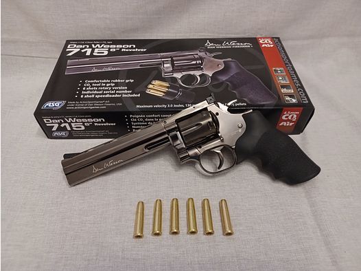 Dan Wesson 715 - 6" stahlgrau / 4,5 mm Diabolo / CO2 / Revolver / OVP (122)