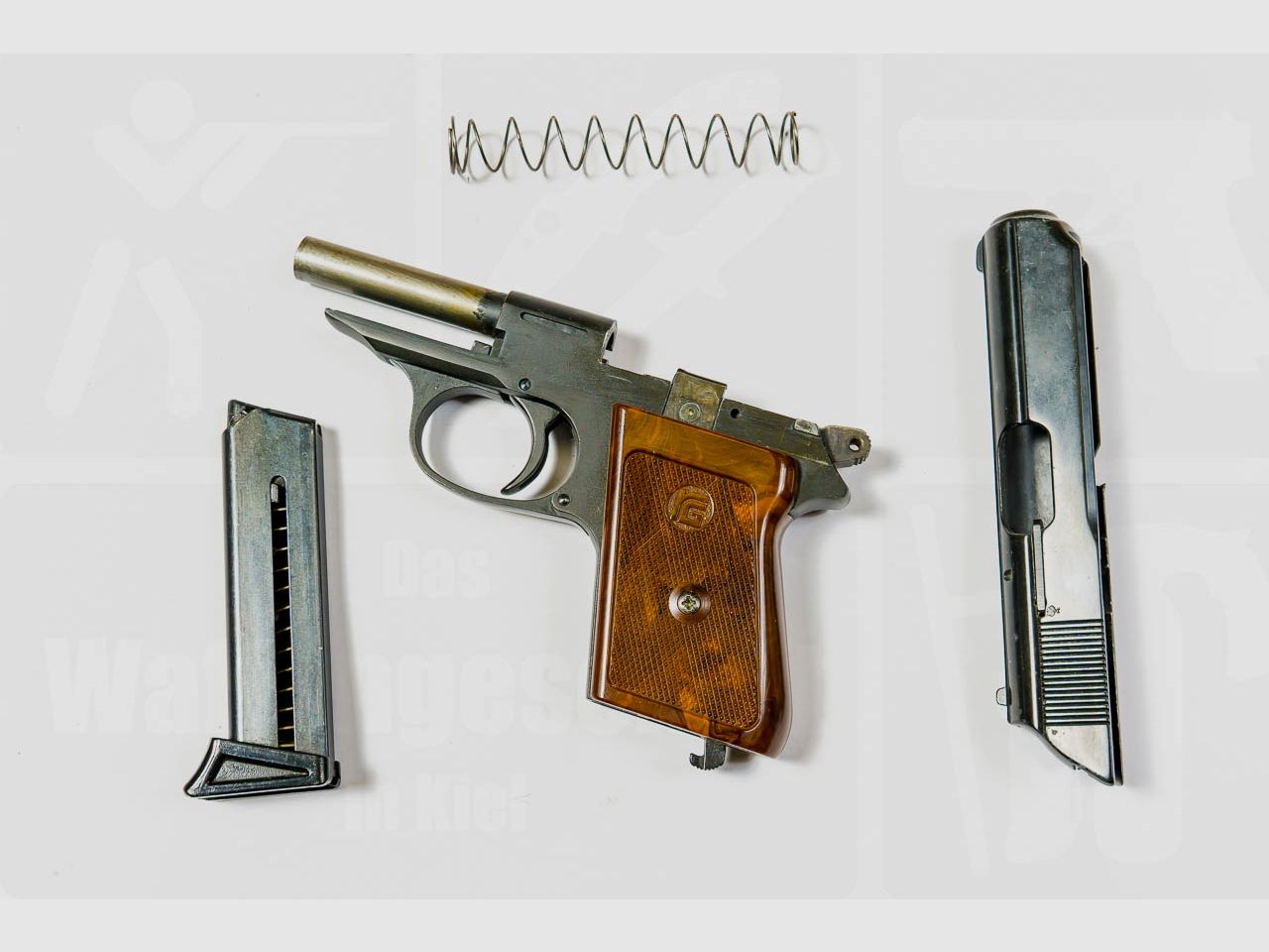 Röhm RG800 pistola a salve (8 mm K., PTB 414) RG 800