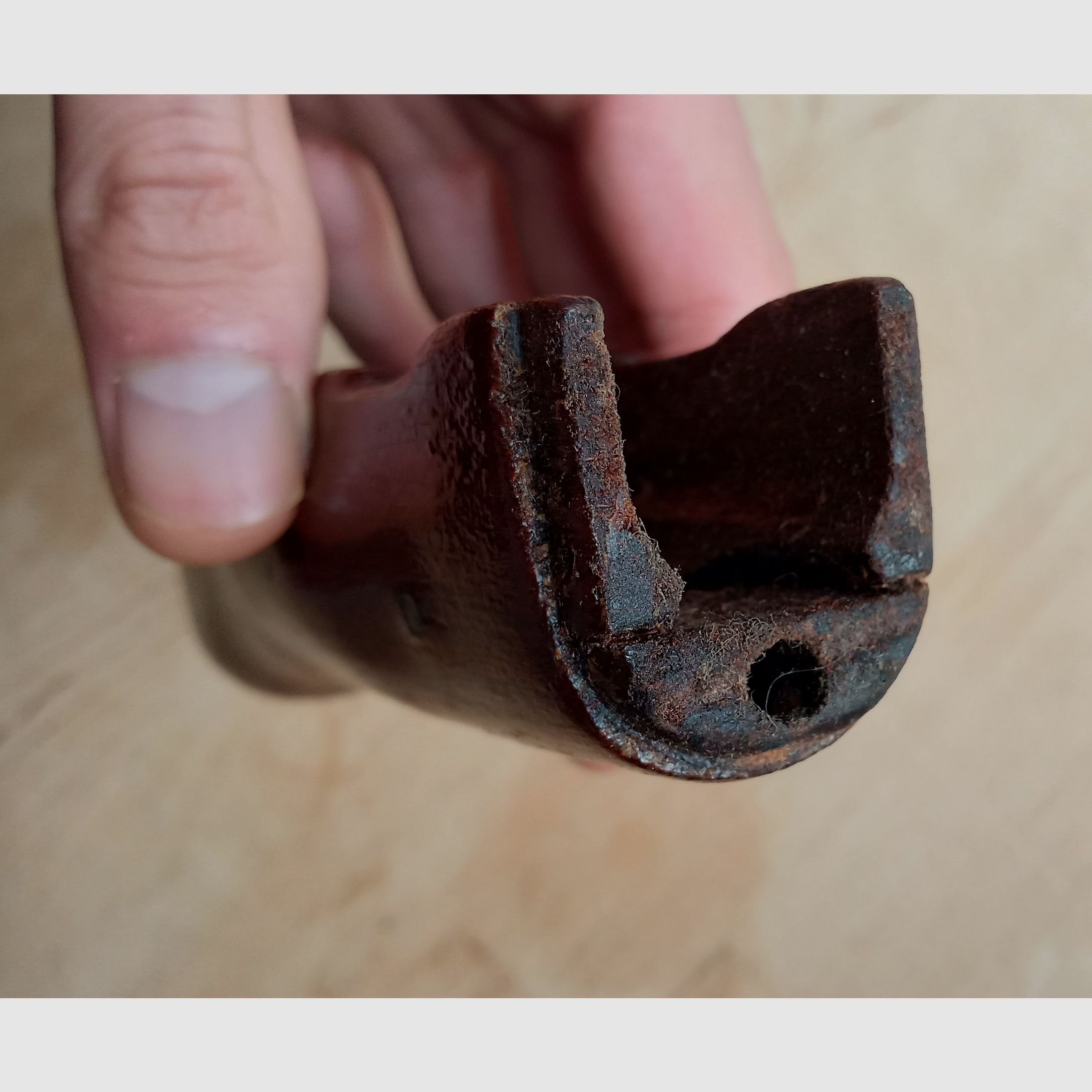 #3 unterer AK Palmswell Handschutz Holz vermutlich Rumänien