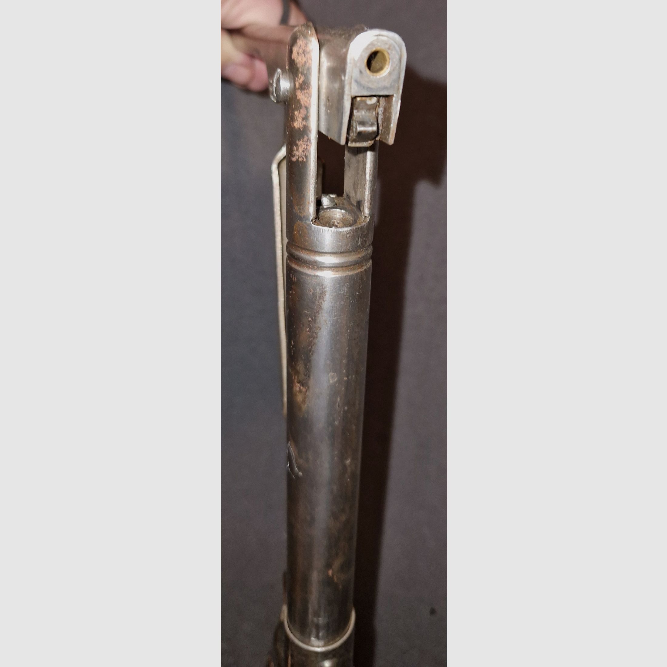 DIANA MOD 20 / 4.5mm / DDR VEB AIR RIFLE VERY GOOD POWER / LITTLE SURFACE RUST / VERY RARE / DEFECTIVE ( NO.33 ) ------>! READ DESCRIPTION ! <------