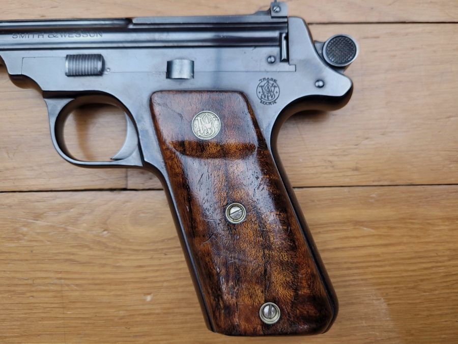 Merveille art déco – Rare pistolet Smith&Wesson Straight Line – 22LR – 10 pouces – 1.870 fabriqués only! – né en 1925! État Top !, image 3 sur 24