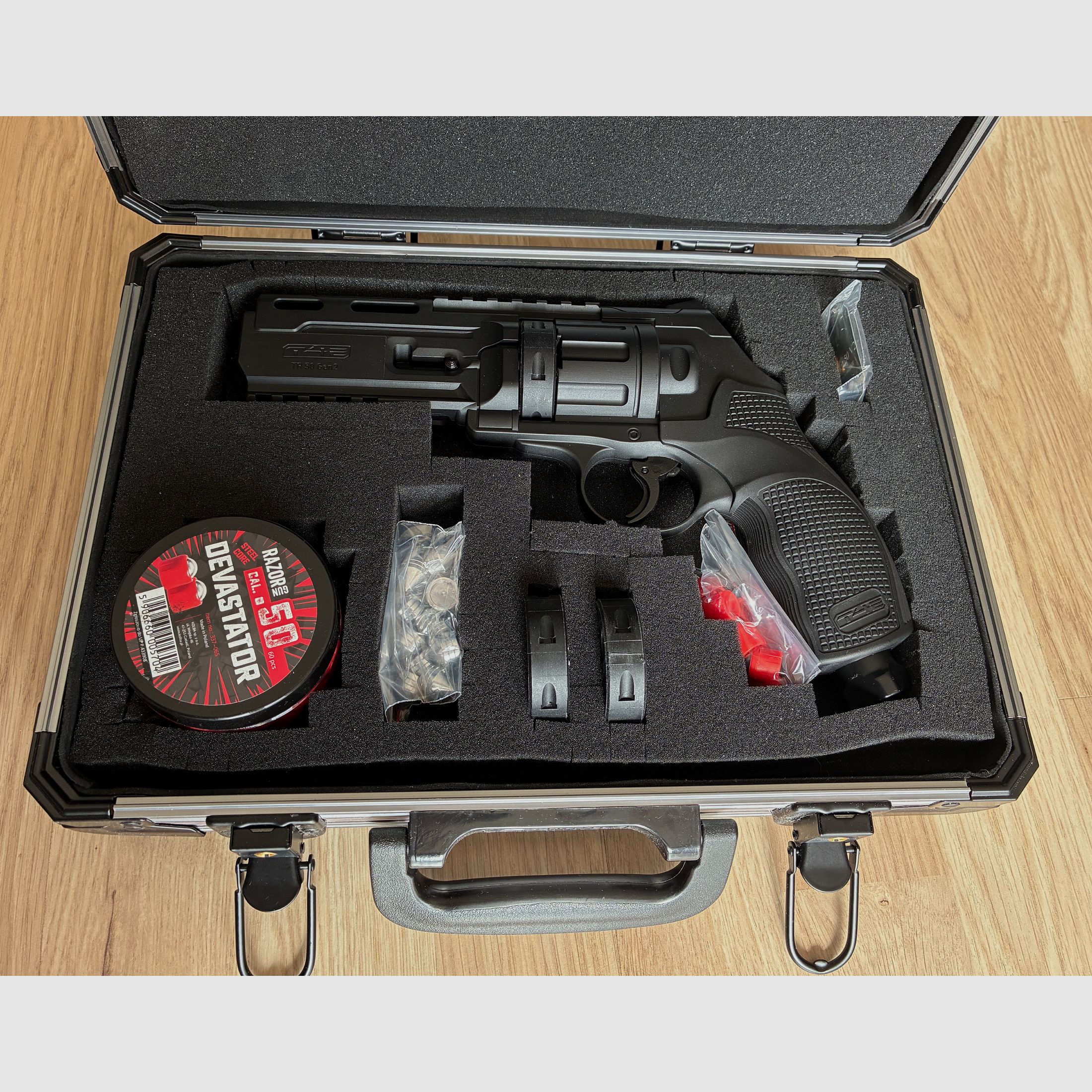 Umarex T4E TR 50 Gen 2 met uitgebreide accessoires