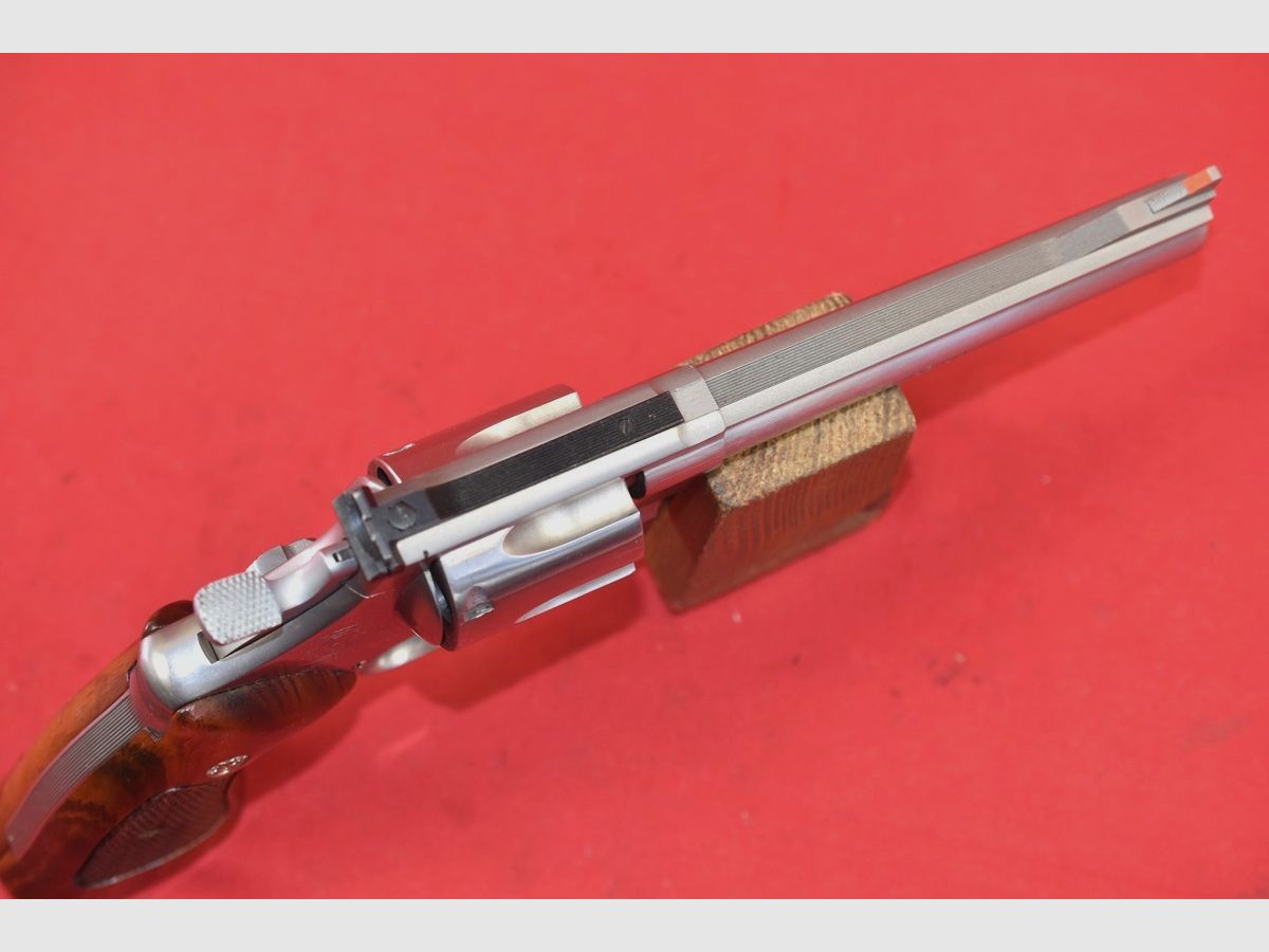 #8391 Revolver Smith & Wesson 629-1, kal. 44 Mag., afbeelding 4 van 17