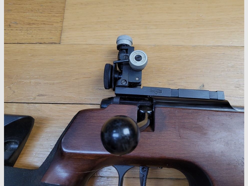 SALDI! Bella carabina di precisione – Anschütz Modello MATCH 1807 – Calibro 22LR – Completamente regolabile – Diottro di precisione – Canne pesante – Ottime condizioni, immagine 5 di 29