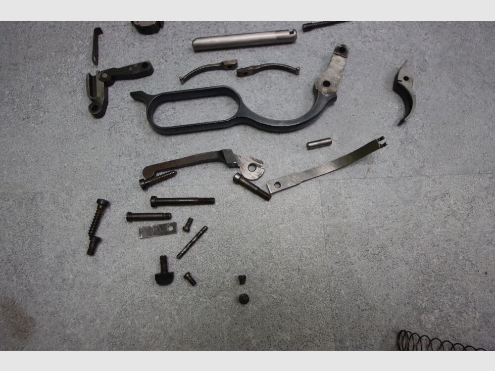 Lote de resortes + percutor Henry 1860 Uberti