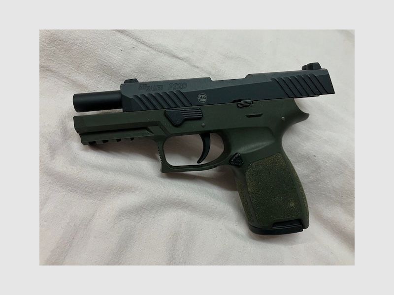 SIG SAUER P320 OD-GREEN, cal. 9mm P.A.K. PTB Nr. 1038