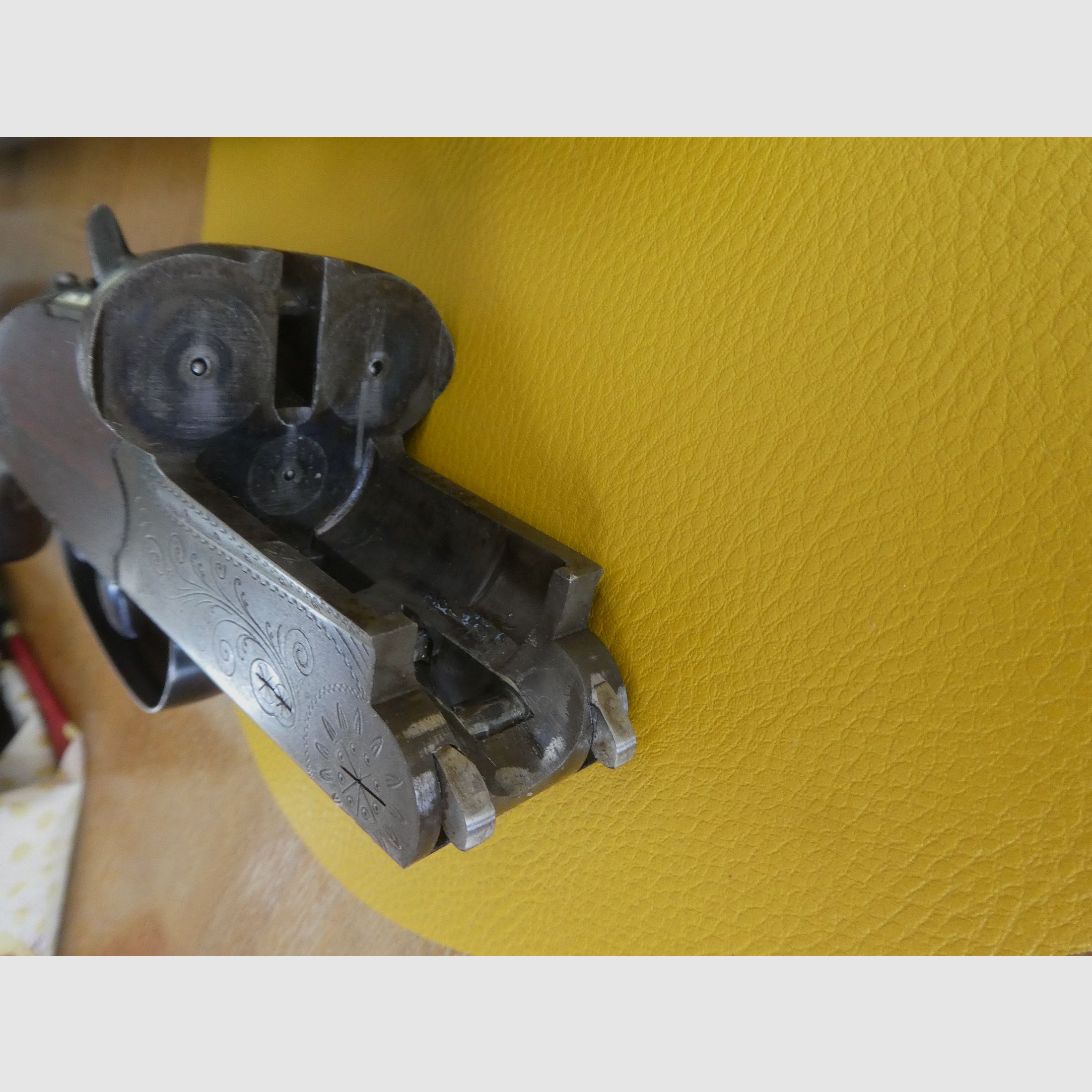 Suhler Drilling Mod 32 im Kaliber 16/70 und 7x57R, Q1 gestempelt