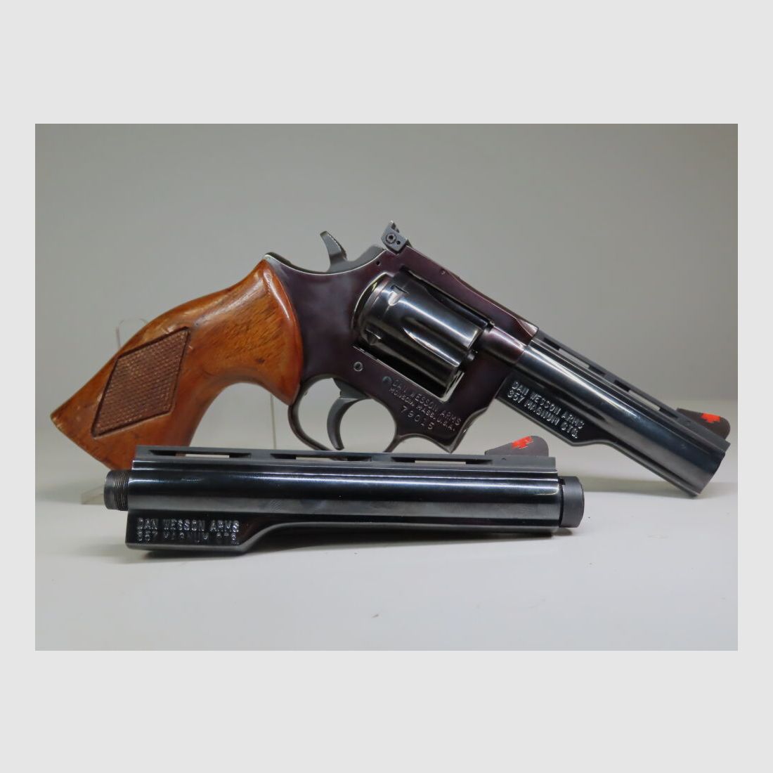 Dan Wesson in 6 und 4 Zoll!