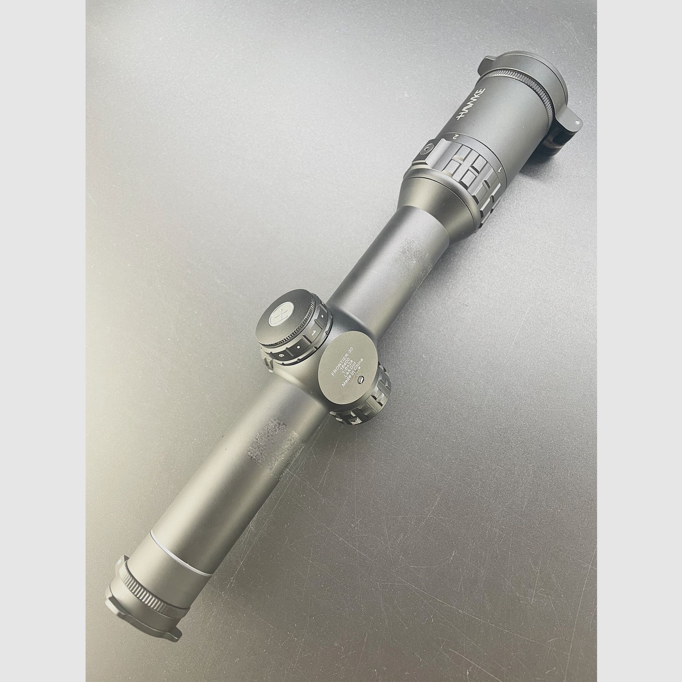 BWare HAWKE 18400 telescopio FRONTIER 30 1-6x24 L4A DOT V374