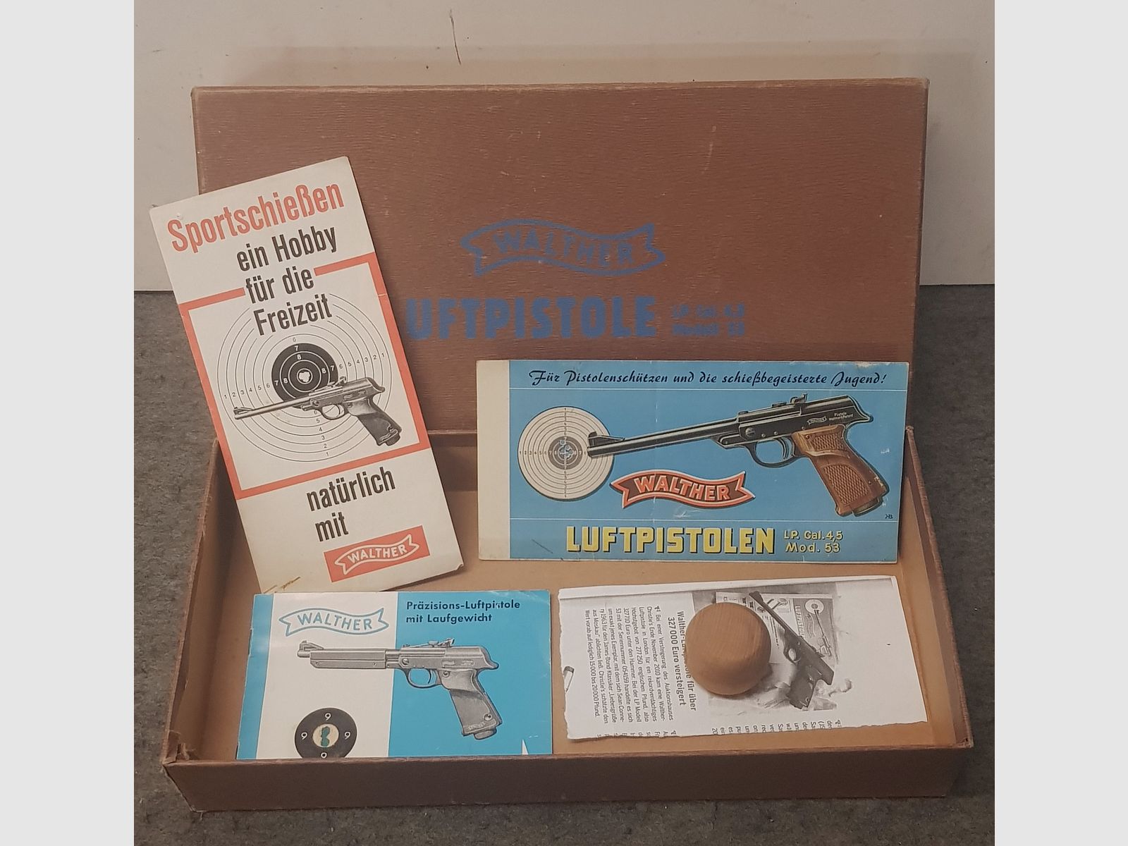 Luftpistole Walther Mod. LP 53 im OVP Karton, Beschreibung u. Flyer aus den 60iger James Bond 007 