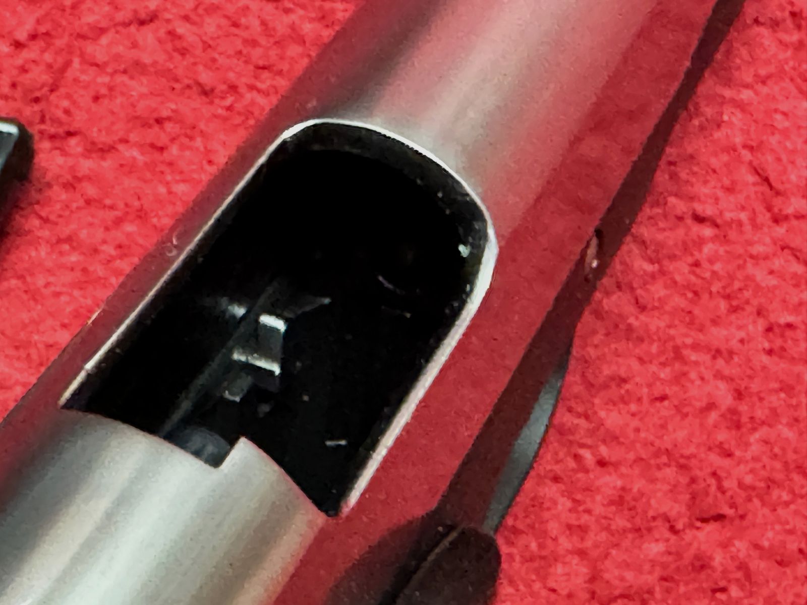 WE Classic 1911 Colt Custom two color version Pachmayr grip panels + case