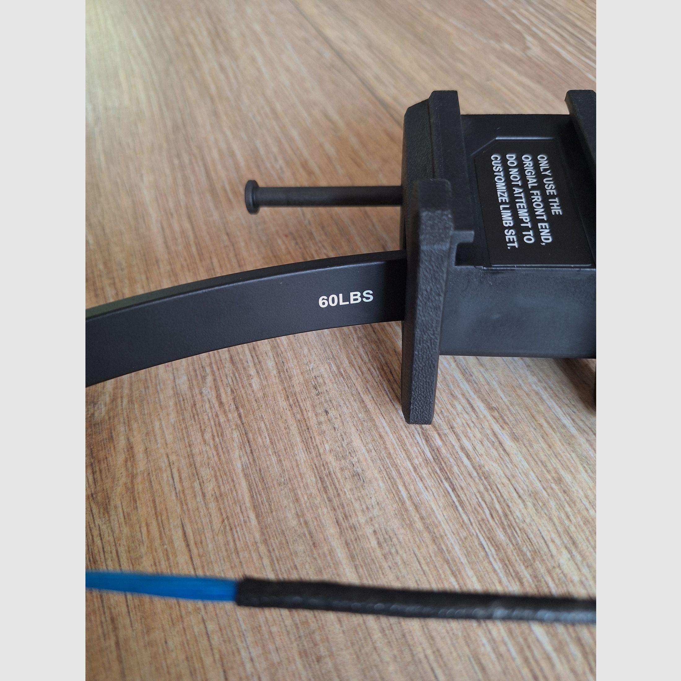 EK Archery REVO 7 Armbrust mit viel Zubehör