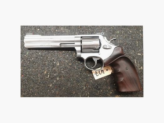 S&W 686 Target Champion De Luxe