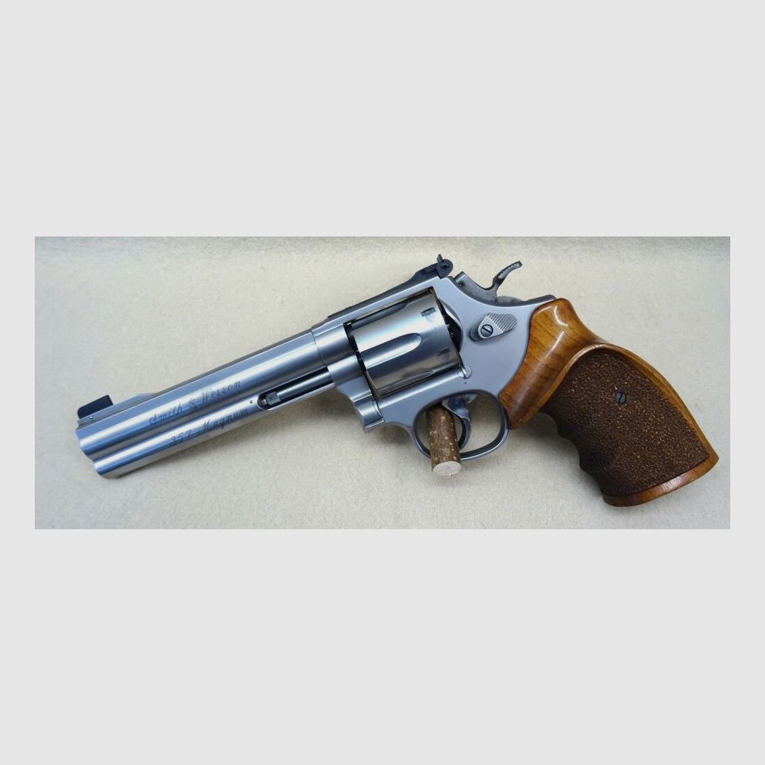 Smith & Wesson 686 Target Champion