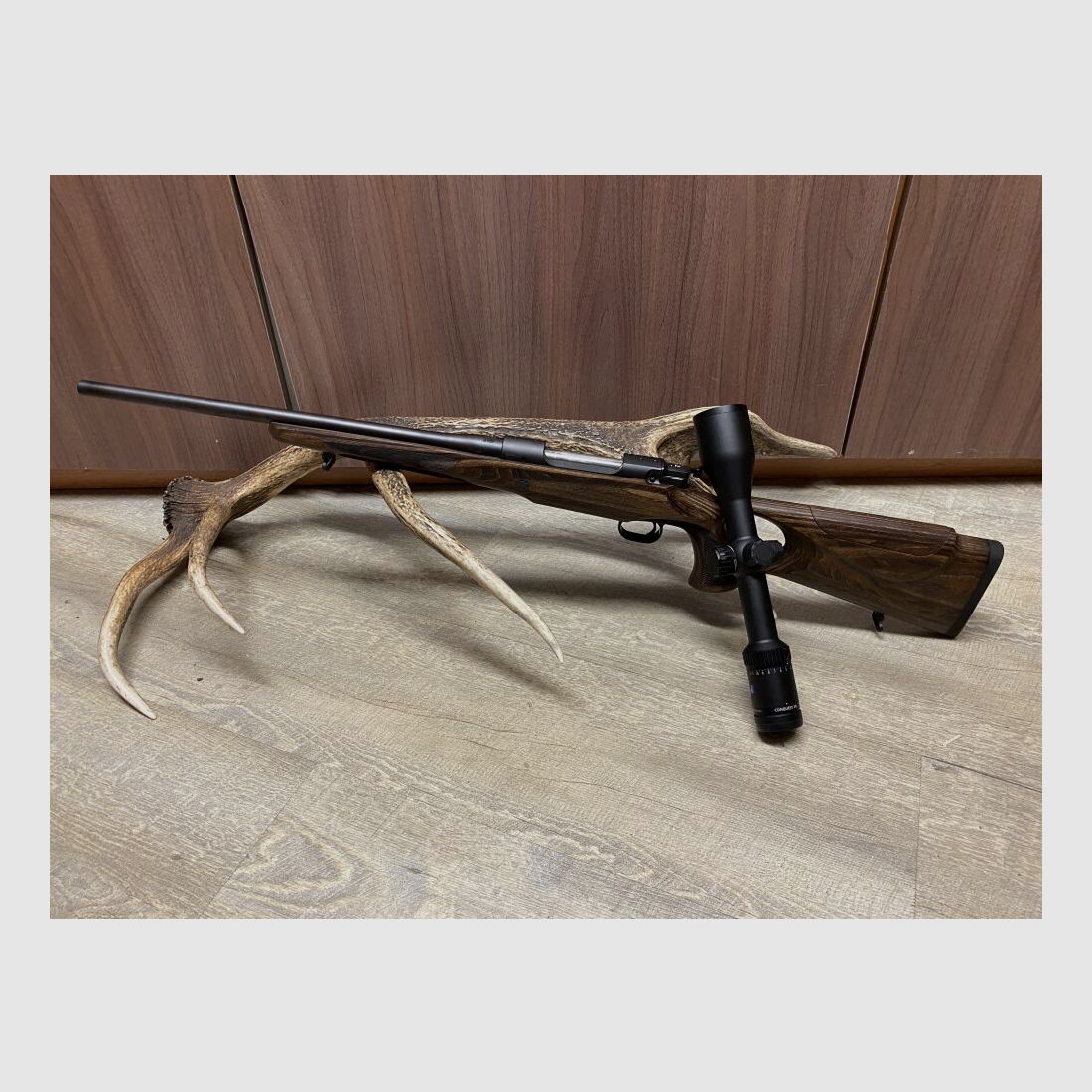 Mauser M12 Max, met Zeiss Conquest V6 2-12x50, met rail, afbeelding 1 van 2