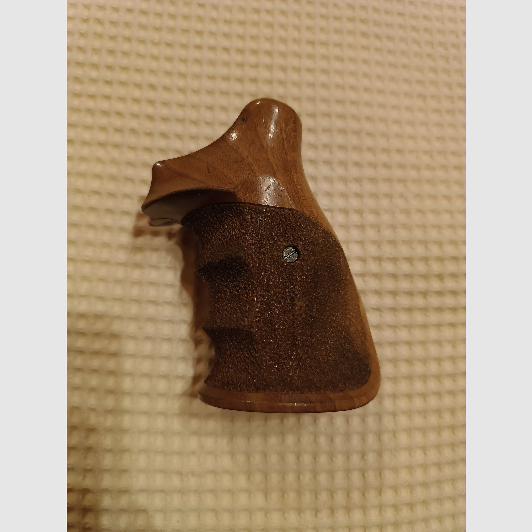 Linkshändergriff Holz Revolver Smith&Wesson 686 round butt
