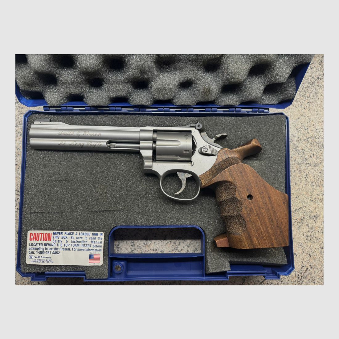 Smith & Wesson (S&W) 617 Target Champion