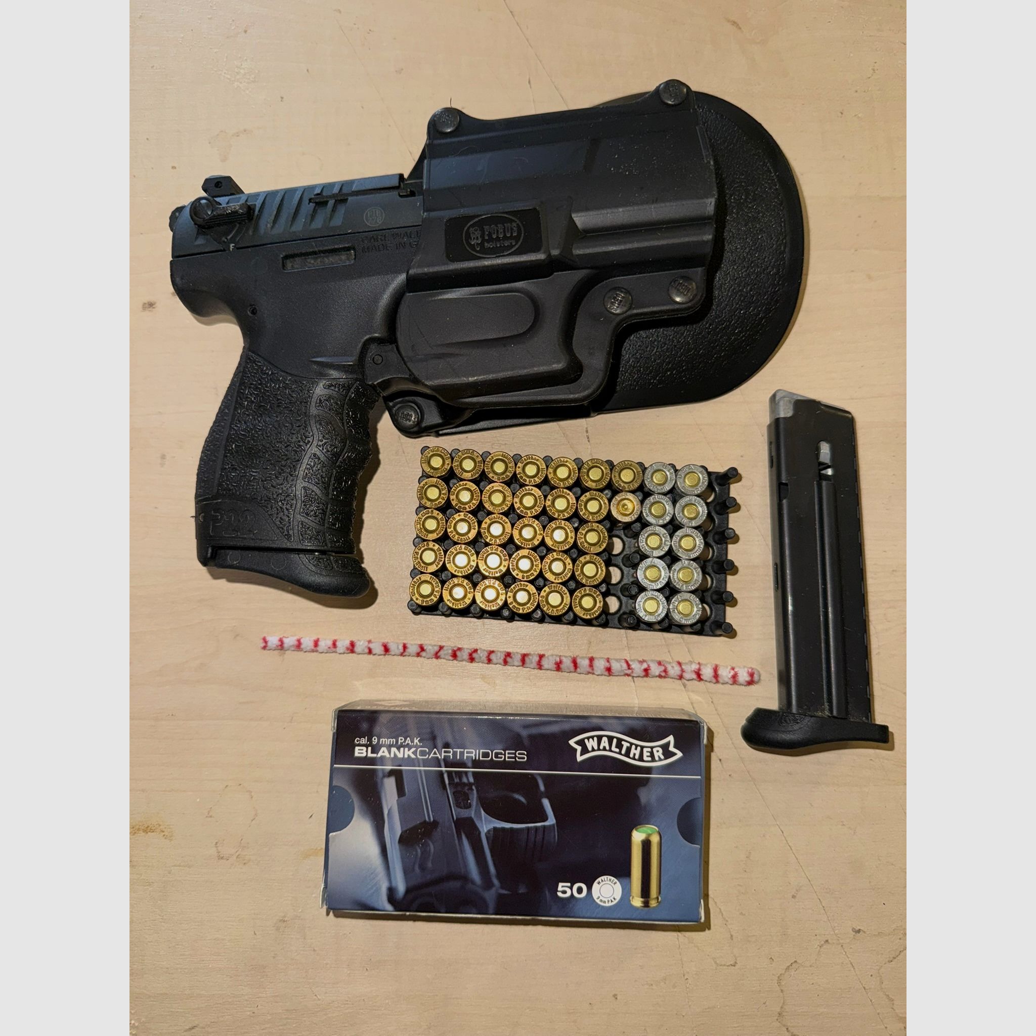 Walther P22 con accesorios