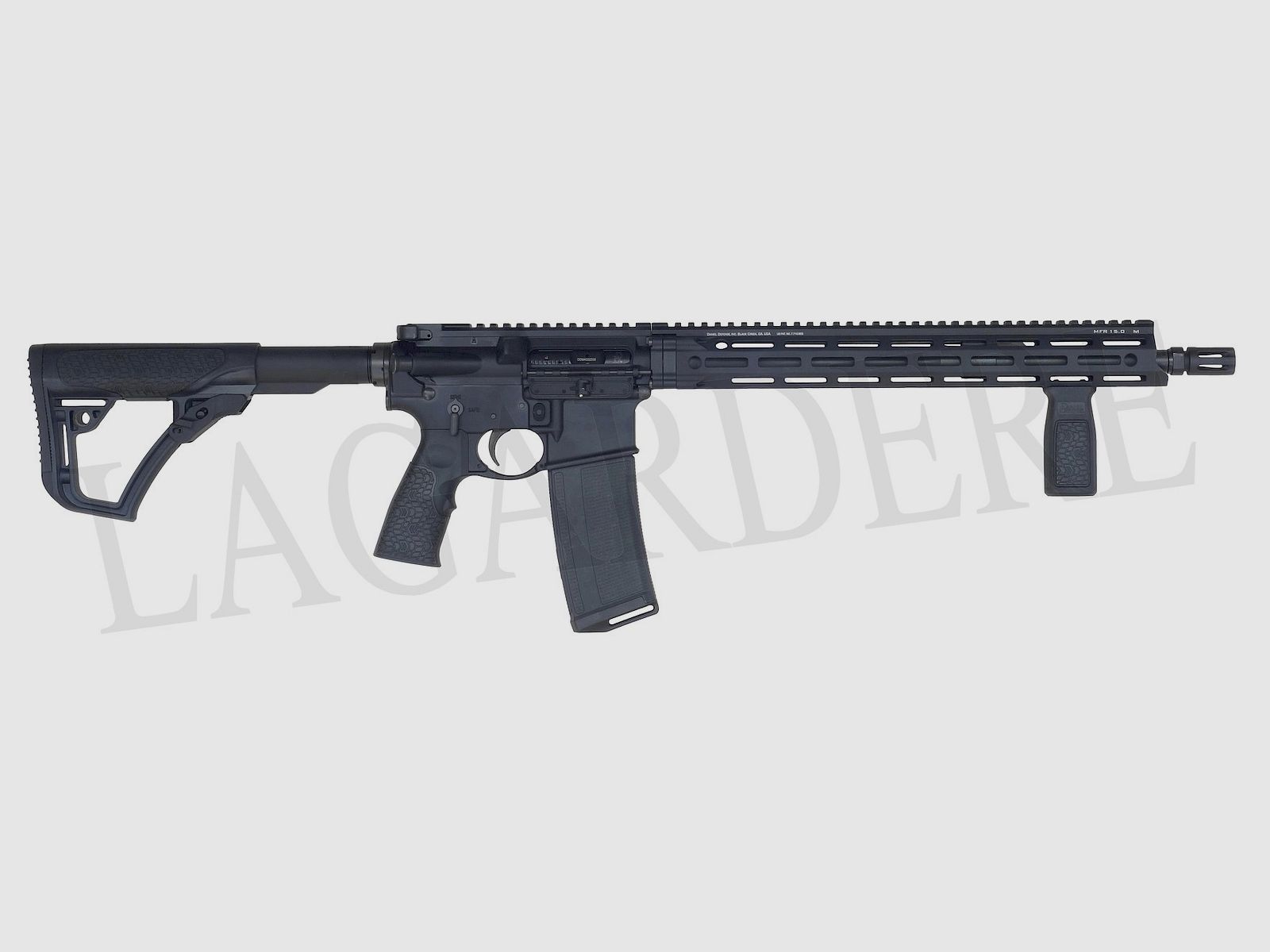 DANIEL DEFENSE DDM4 V7 16" SCHWARZ (SELBSTLADEFUSIL)