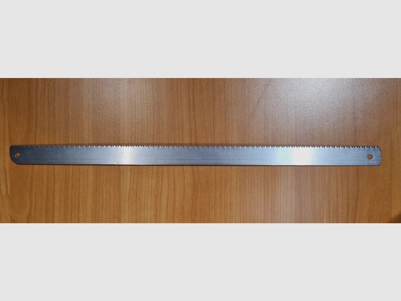 Replacement saw blade for bone and trophy saw